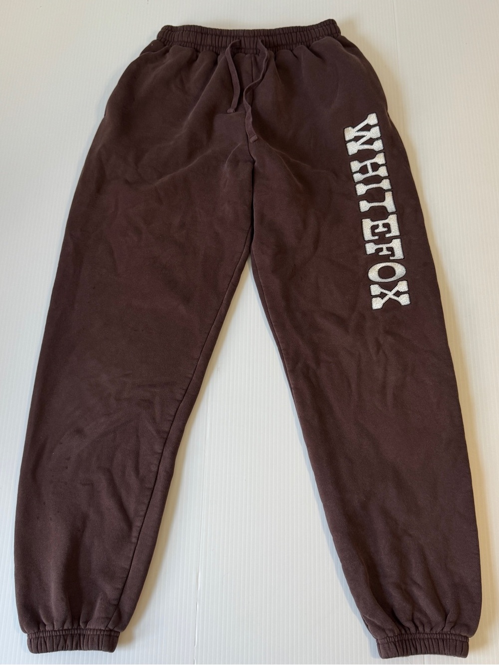 White Fox Brown Embroidered Logo Fleece Jogger Sweatpants Cozy Lounge Size Small